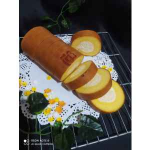 Roll Cake Keju - LeliCakeBakery