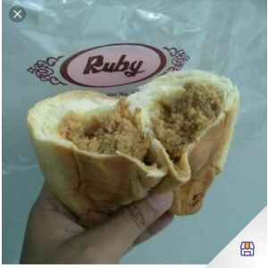 Roti Ruby Isi Ayam