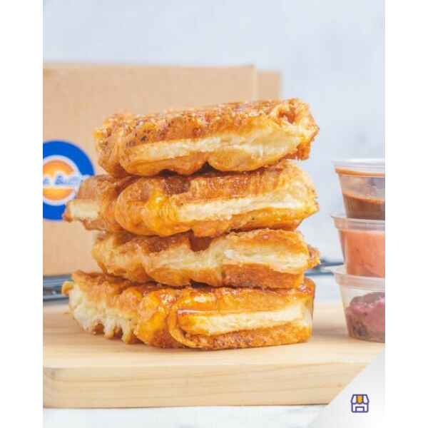 Croissant Waffle - 9 Pcs - Include 3 Topping