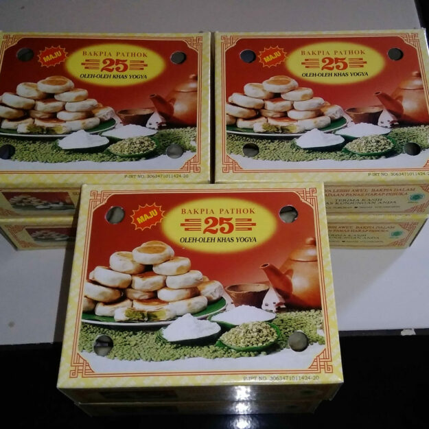 Oleh oleh bakpia 25